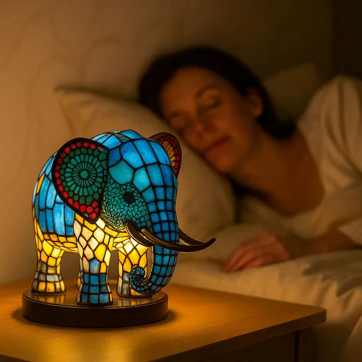 Light Elephant - una lámpara hecha a mano que hace brillar los corazones