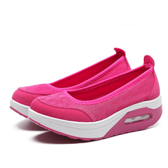 Orthopädische Slip-on-Sneaker für Damen mit Fußgewölbestütze