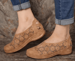 Women's Comfy Faux Leather Elastic Slip-On Sandals