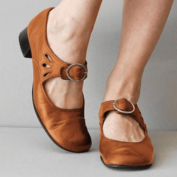 Women's Retro Buckle Orthopedic Low Heel Shoes
