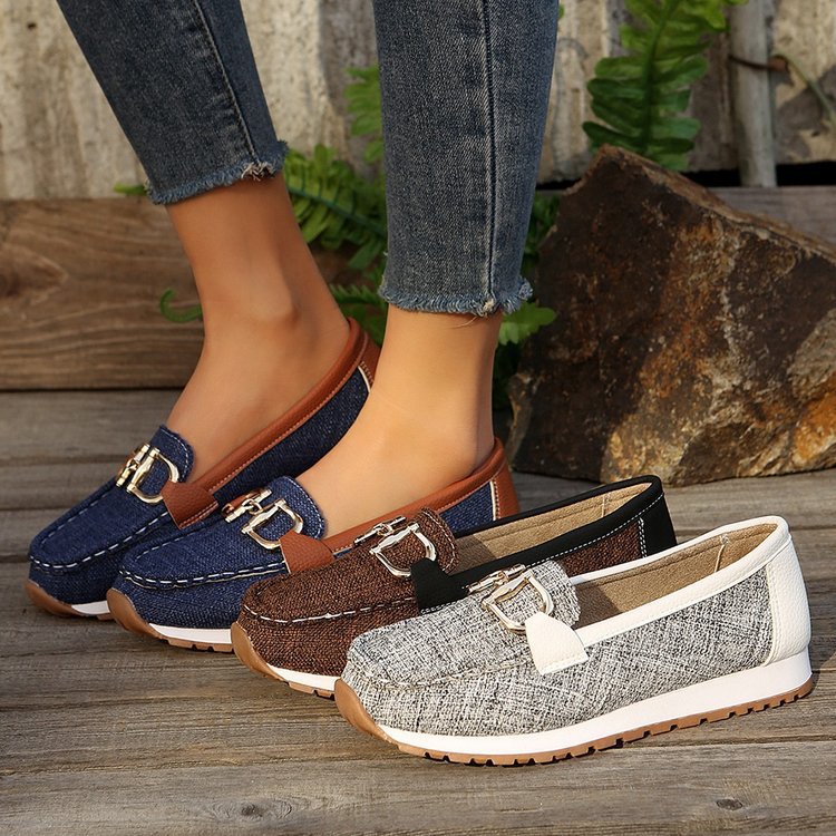 Women's Comfortable Chain Decor Casual Walking Shoes